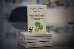 Erguvan Yaprağı Temalı Ahşap Magnet